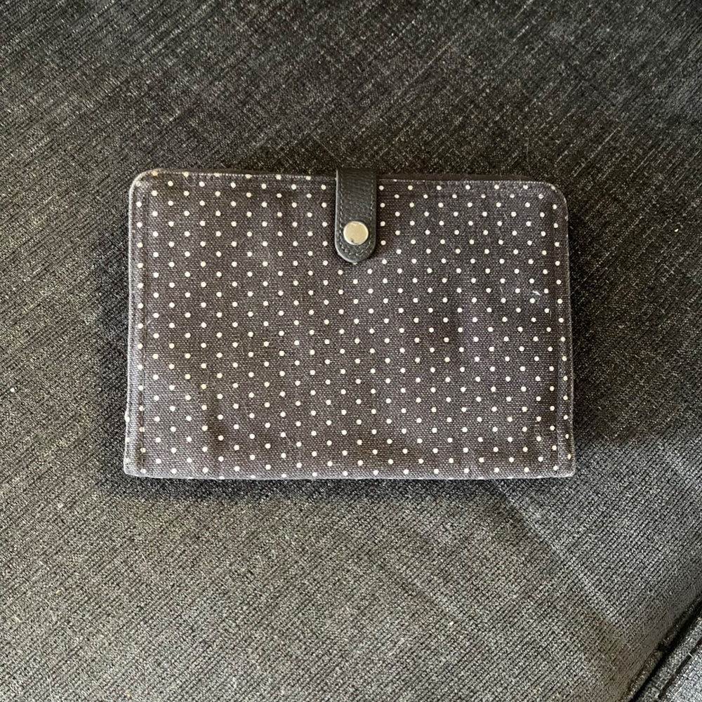Thirty One Wallet
